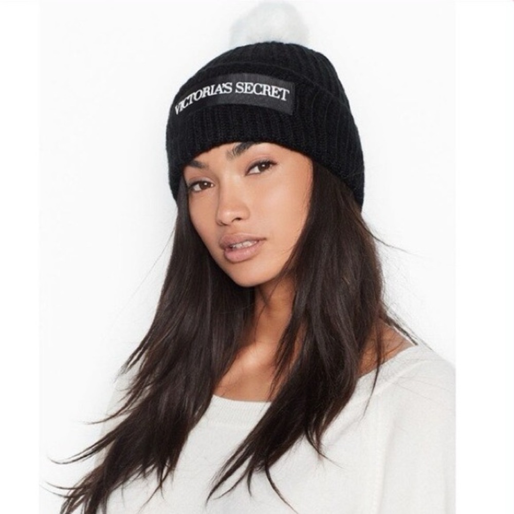 NWT Victoria's Secret Logo Pom Pom Faux Fur Beanie Hat - Black & White -Faux Fur